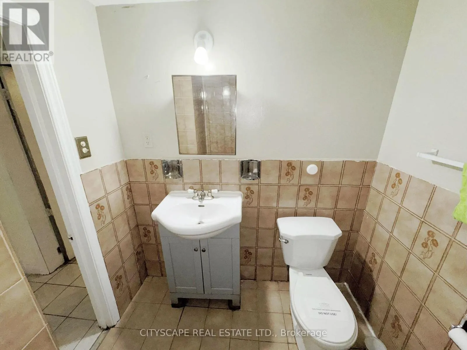 3708 WOODRUFF CRESCENT