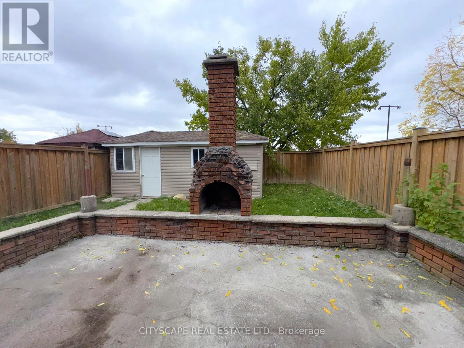 3708 WOODRUFF CRESCENT