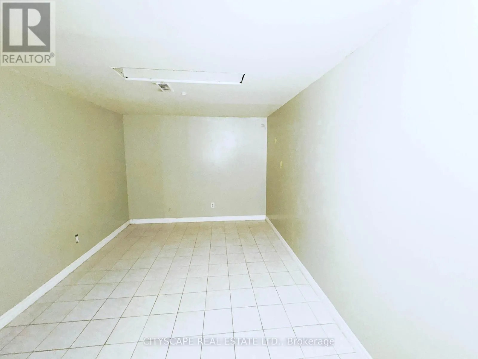 3708 WOODRUFF CRESCENT