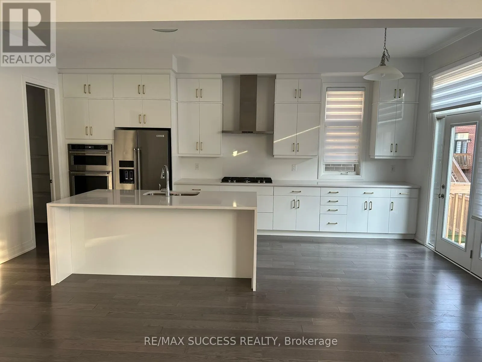 3130 TRAVERTINE DRIVE N