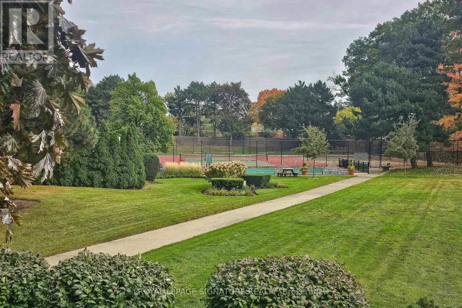 306 - 1300 BLOOR STREET