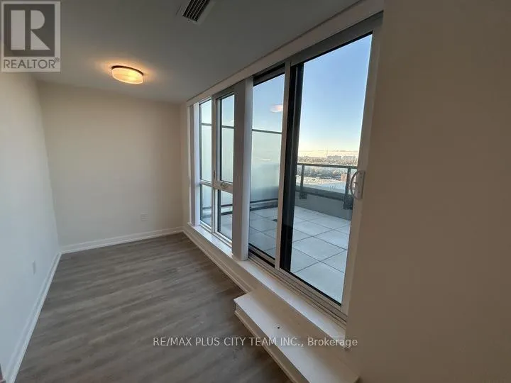 718 - 2300 ST CLAIR AVENUE