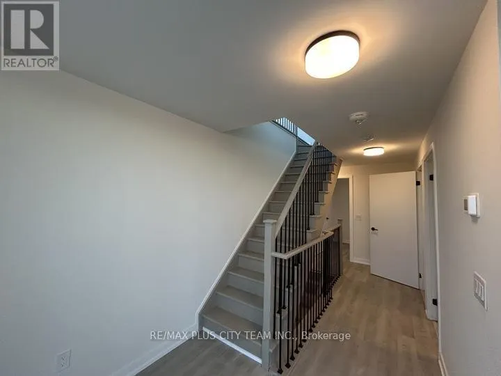 718 - 2300 ST CLAIR AVENUE