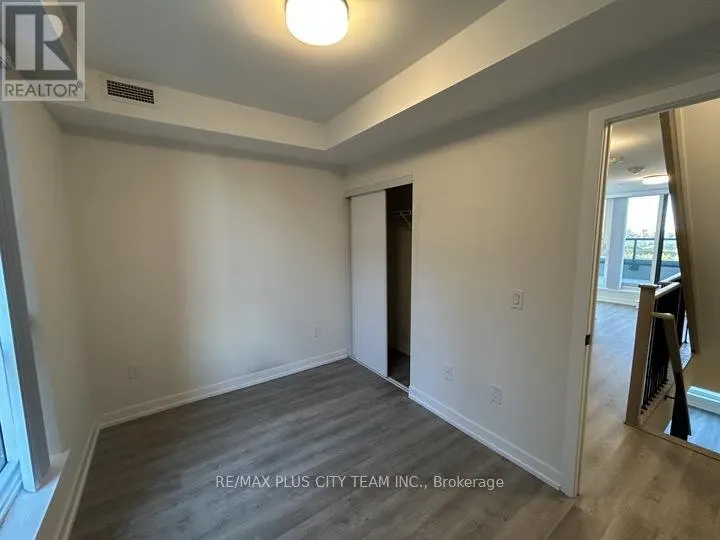 718 - 2300 ST CLAIR AVENUE