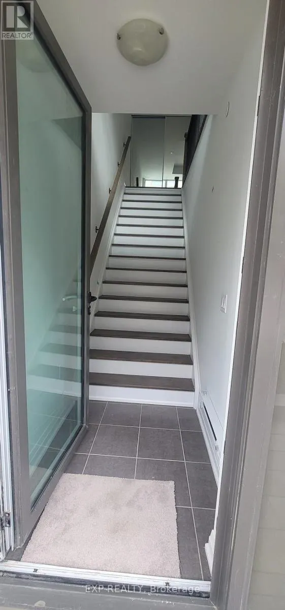 242 - 75 ATTMAR DRIVE W