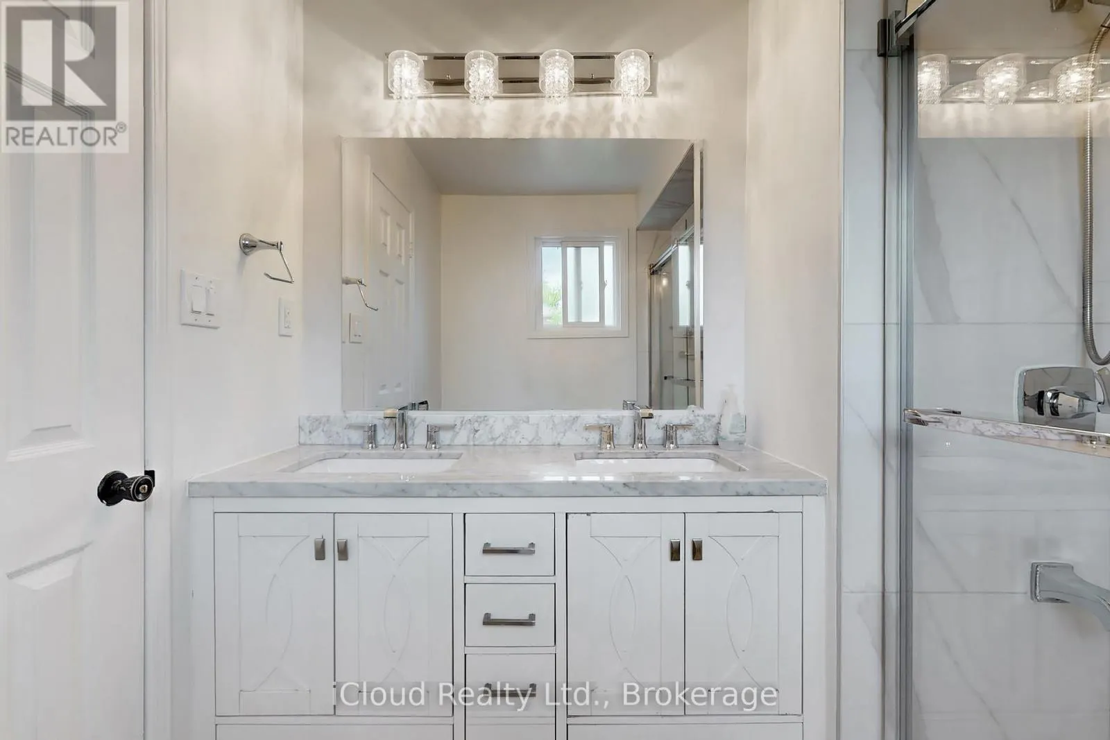 2088 MADDEN BOULEVARD