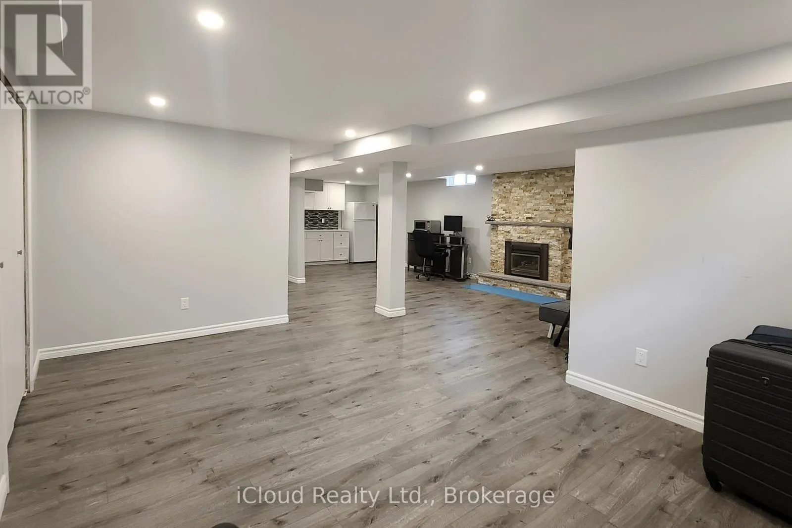 2088 MADDEN BOULEVARD