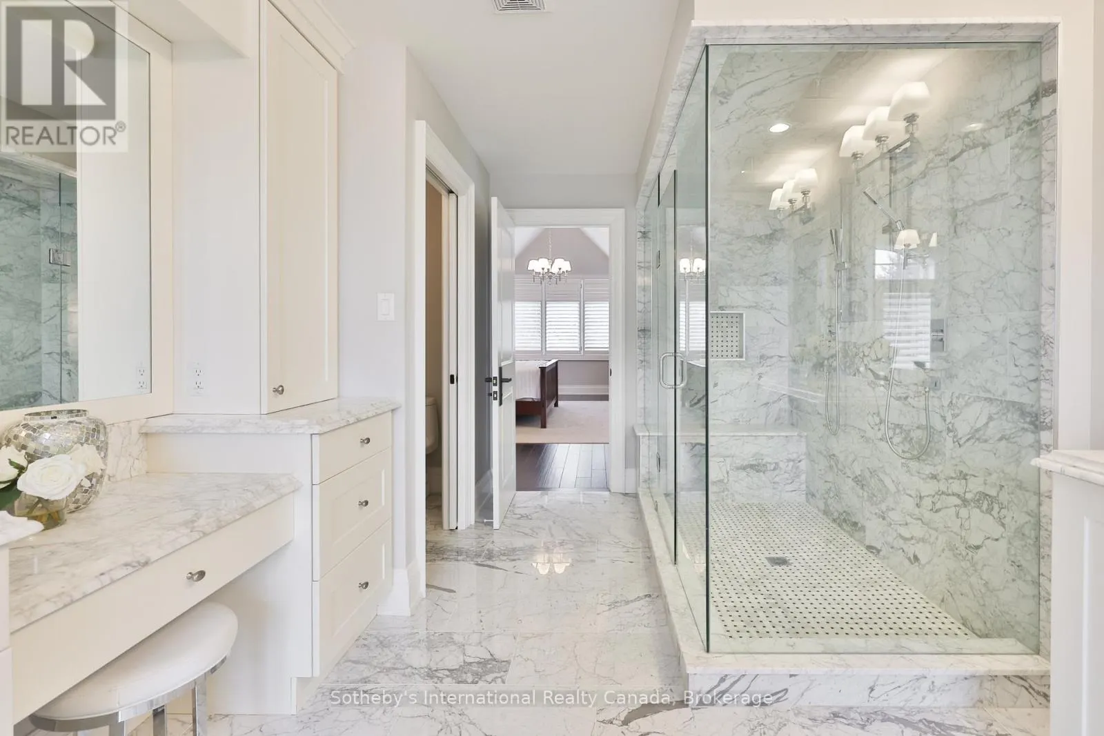 1356 THORNHILL DRIVE