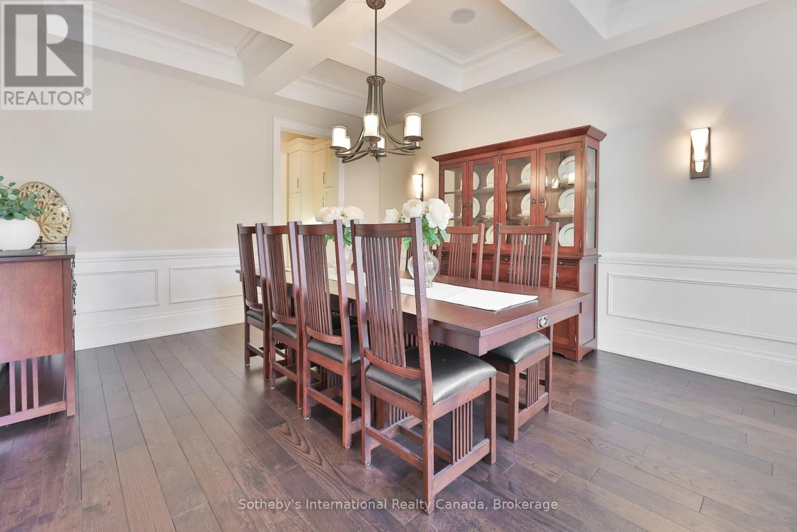 1356 THORNHILL DRIVE