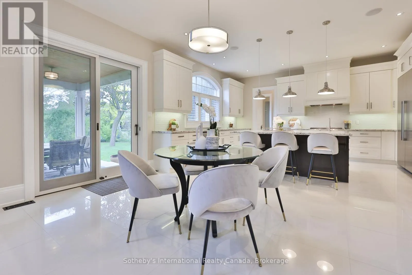 1356 THORNHILL DRIVE