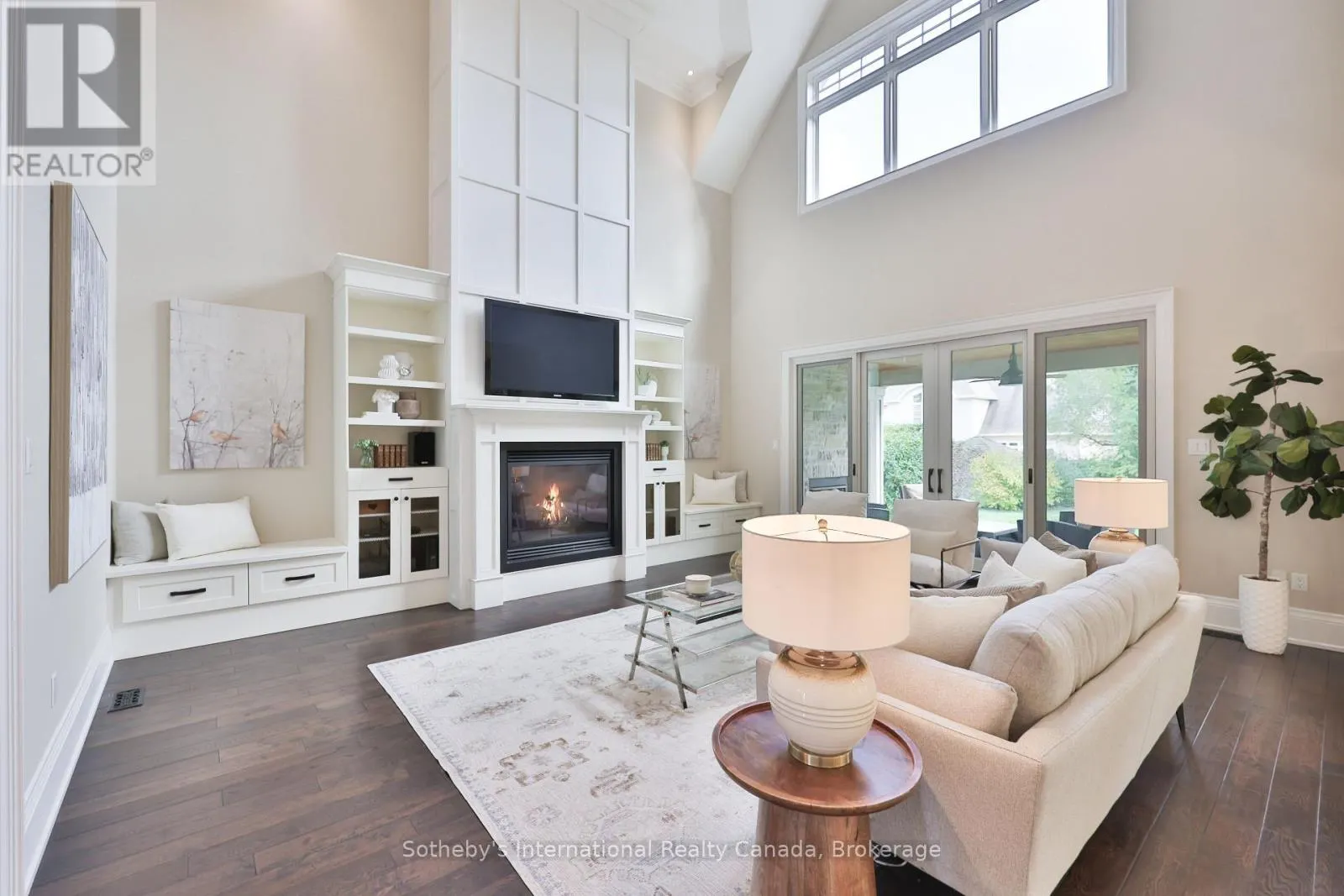 1356 THORNHILL DRIVE