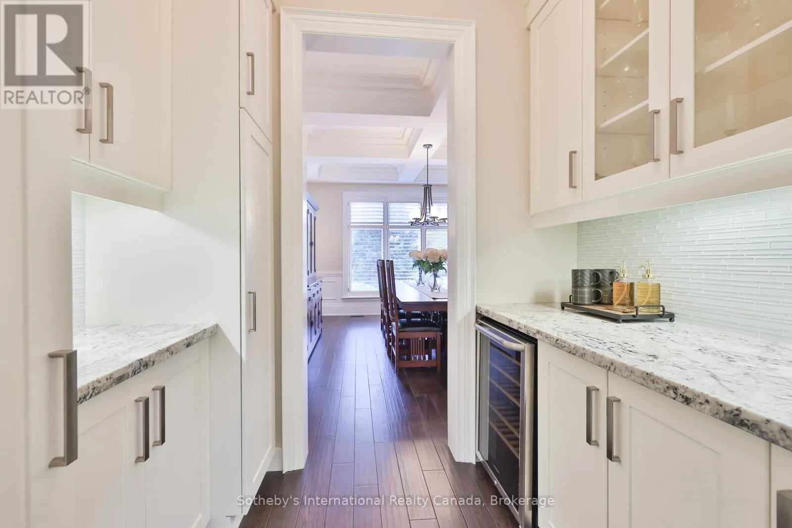 1356 THORNHILL DRIVE