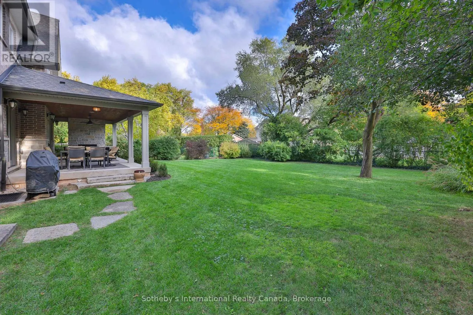 1356 THORNHILL DRIVE