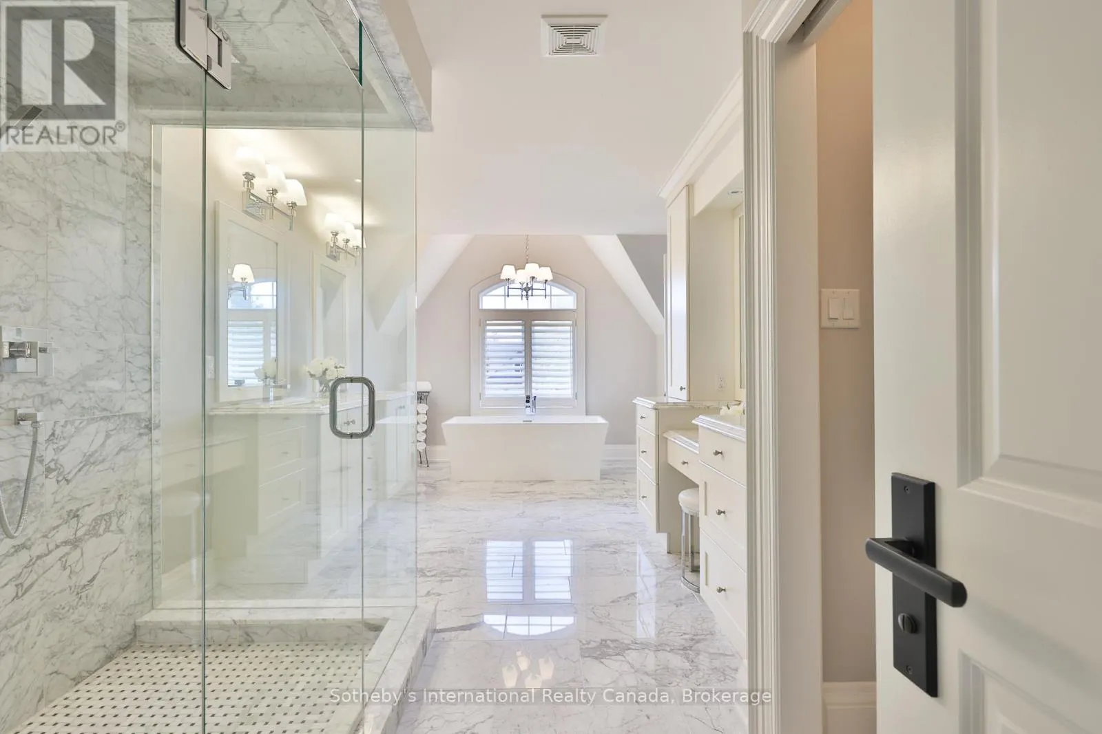 1356 THORNHILL DRIVE