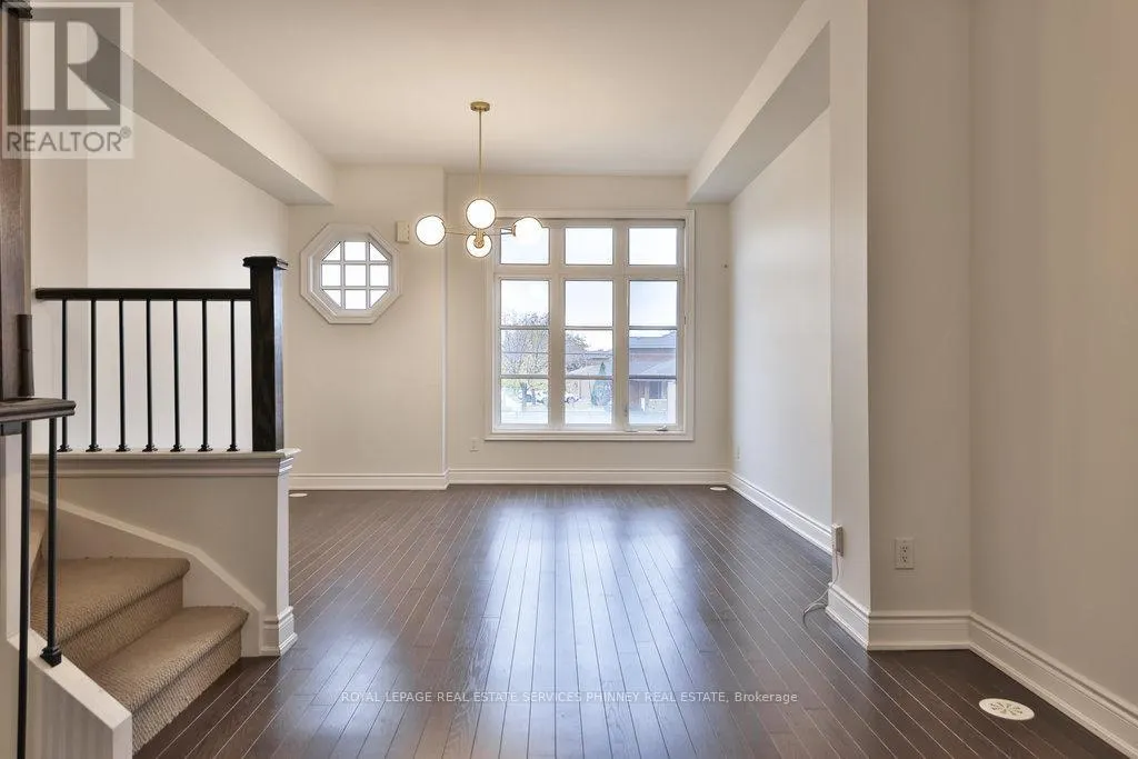 7 - 2160 TRAFALGAR ROAD