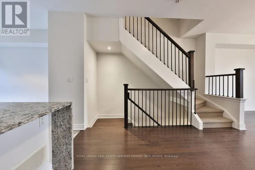 7 - 2160 TRAFALGAR ROAD