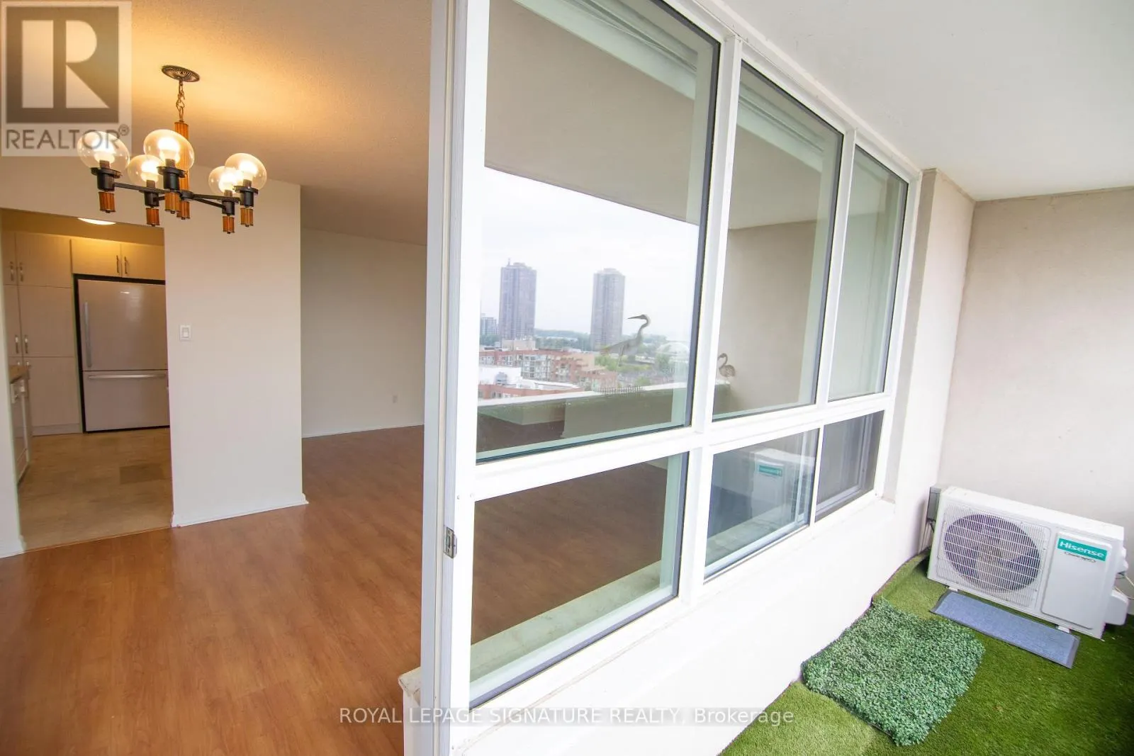 1611 - 45 SOUTHPORT STREET