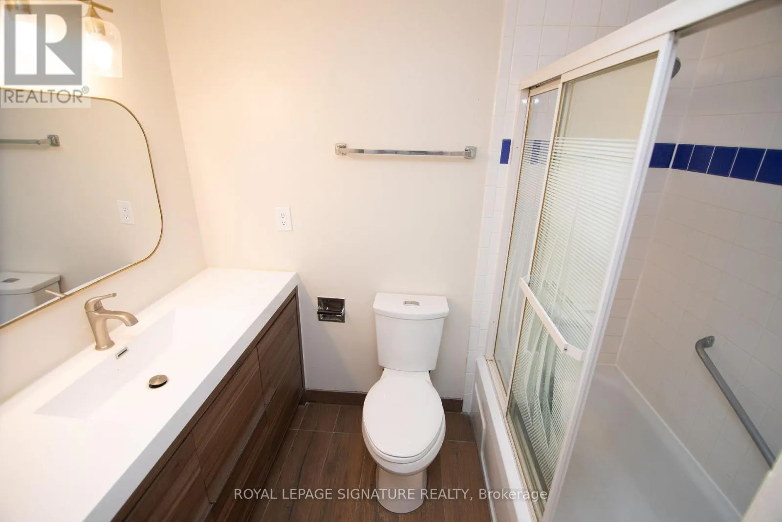 1611 - 45 SOUTHPORT STREET