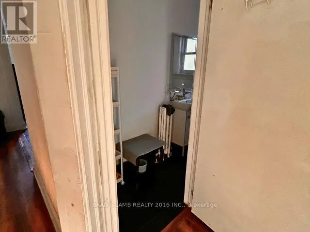 84 SEVENTEENTH STREET