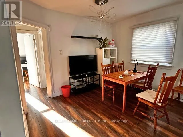 84 SEVENTEENTH STREET