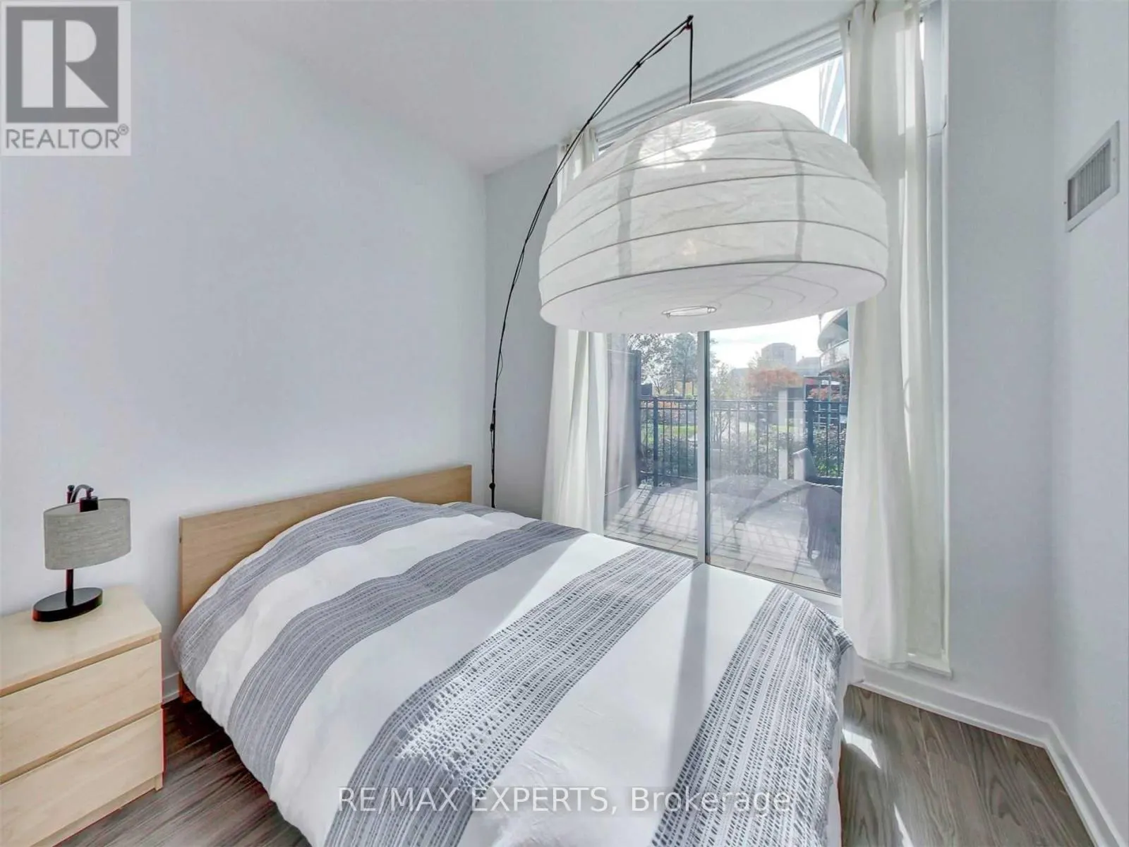 T1 - 165 LEGION ROAD