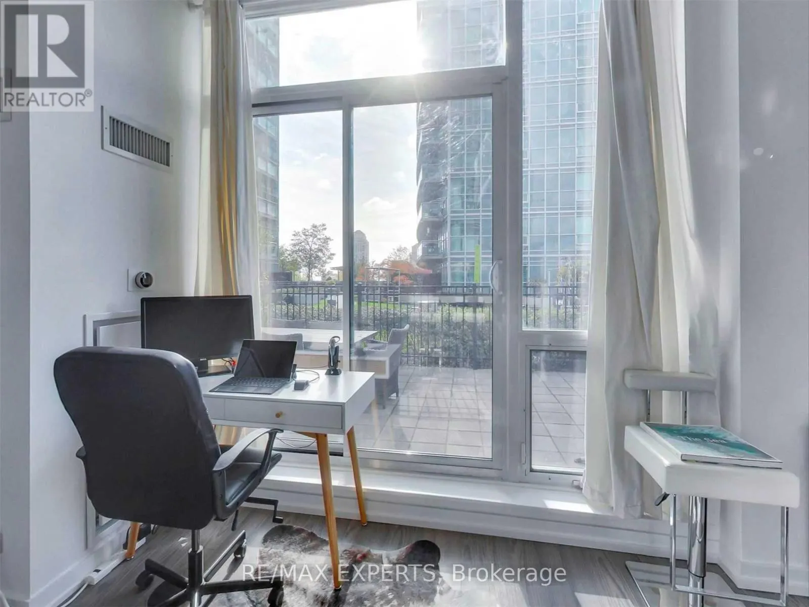 T1 - 165 LEGION ROAD