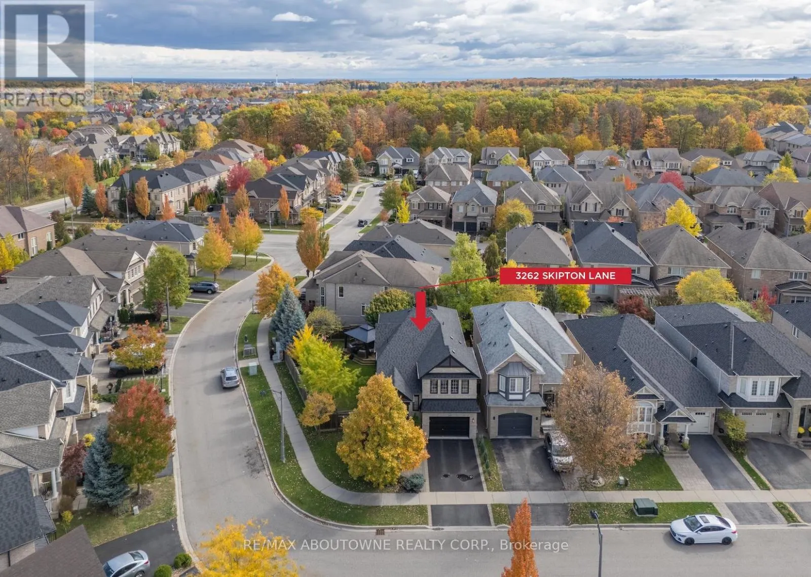 3262 SKIPTON LANE