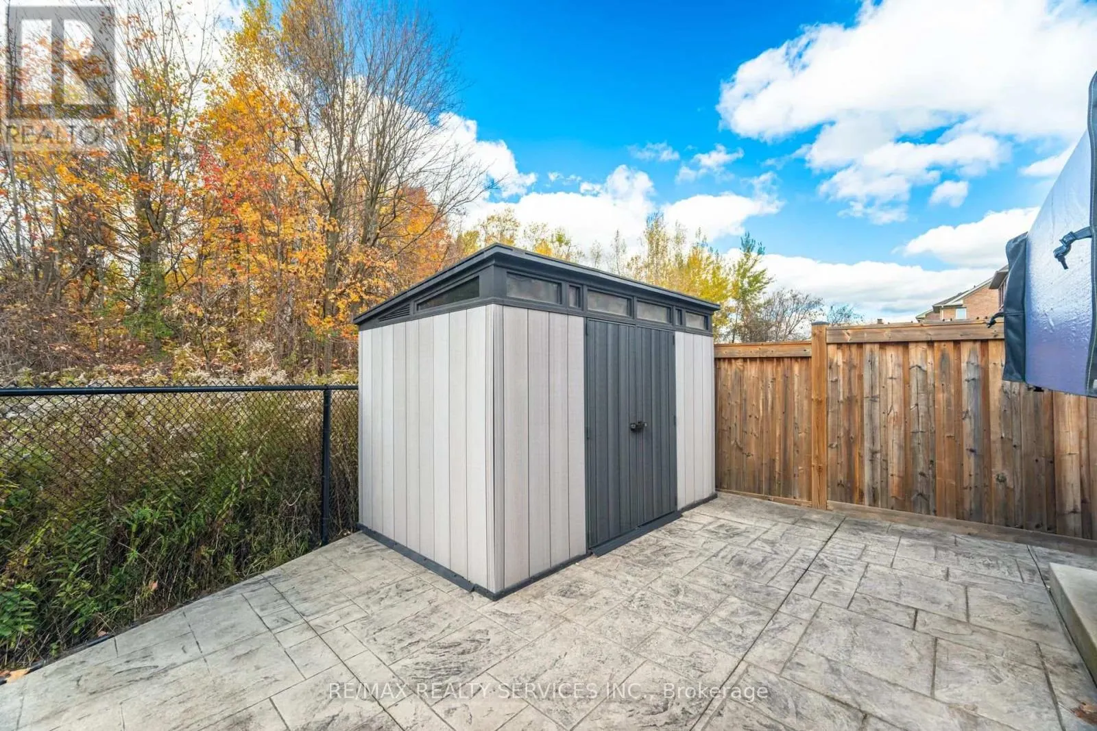 112 NEWHOUSE BOULEVARD