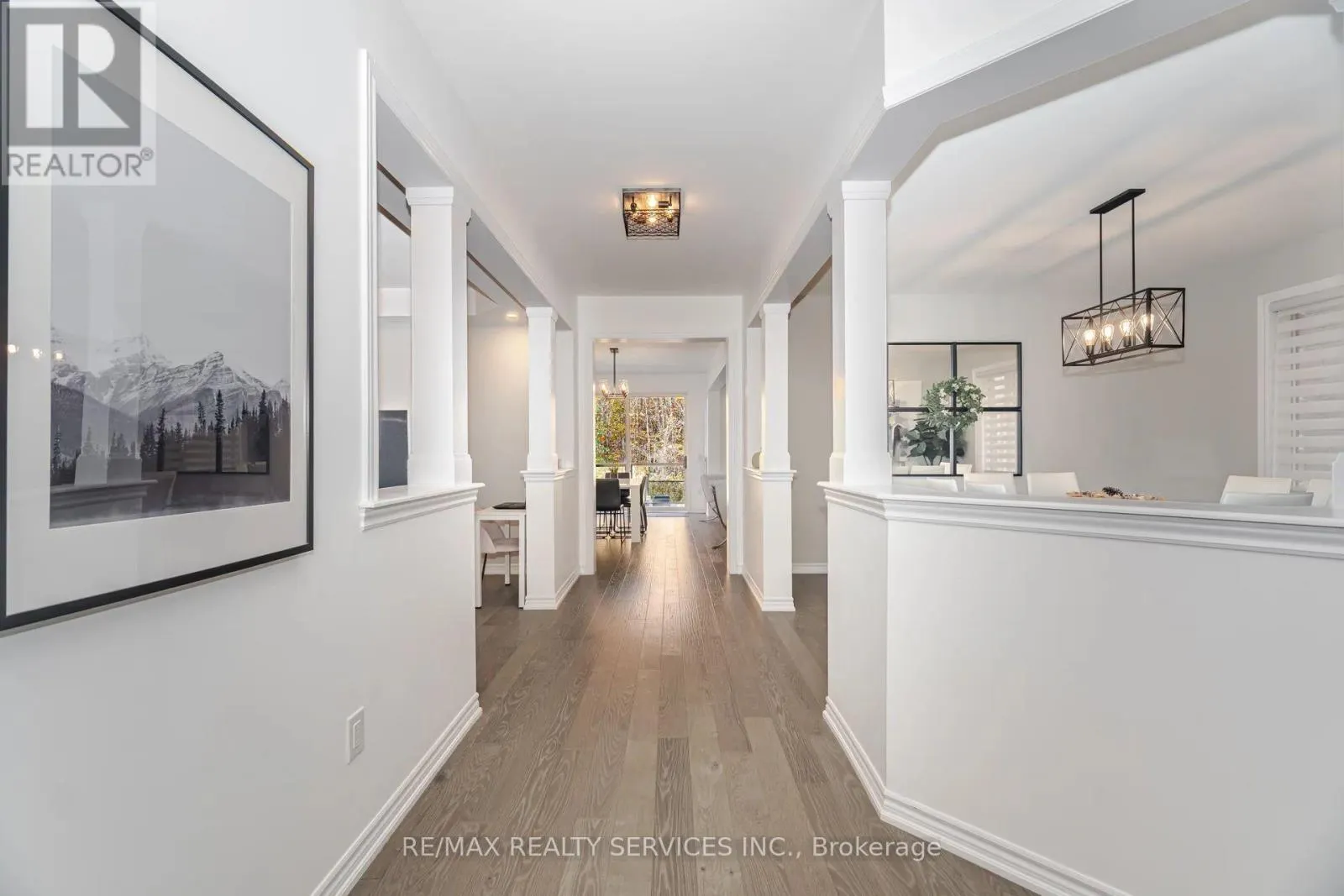 112 NEWHOUSE BOULEVARD