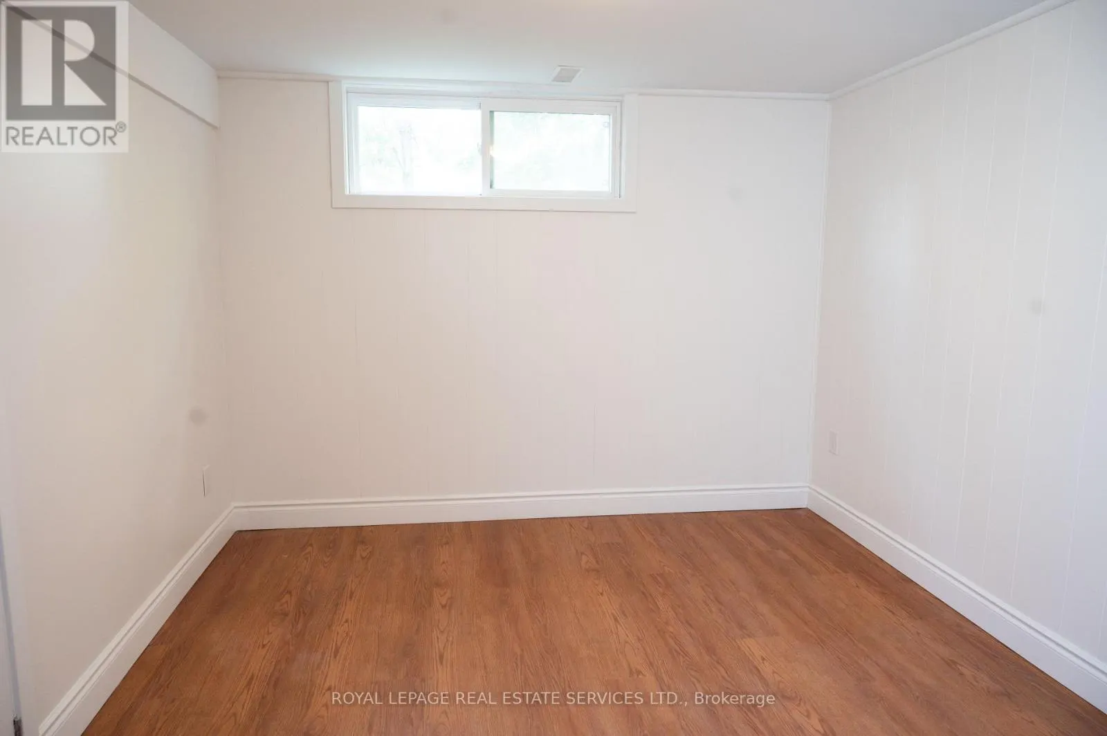 LOWER - 35 SILVERHILL DRIVE