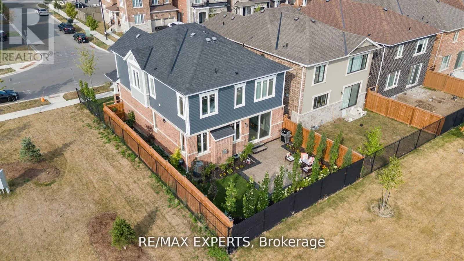 1295 KOVACHIK BOULEVARD