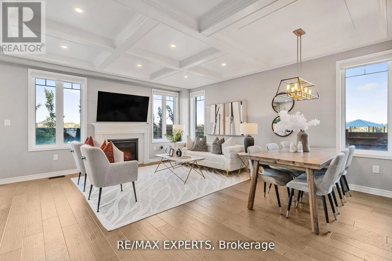 1295 KOVACHIK BOULEVARD