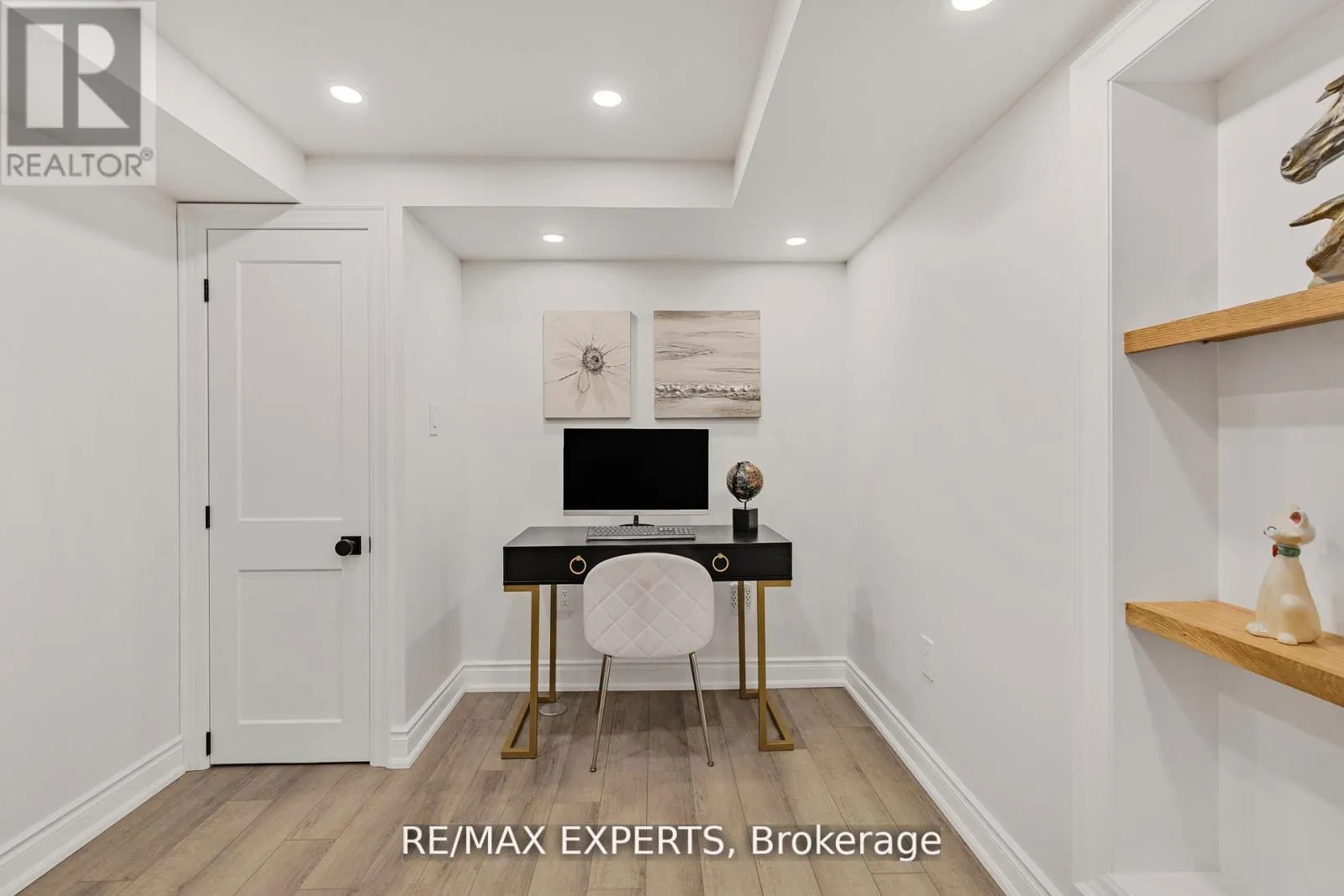 1295 KOVACHIK BOULEVARD