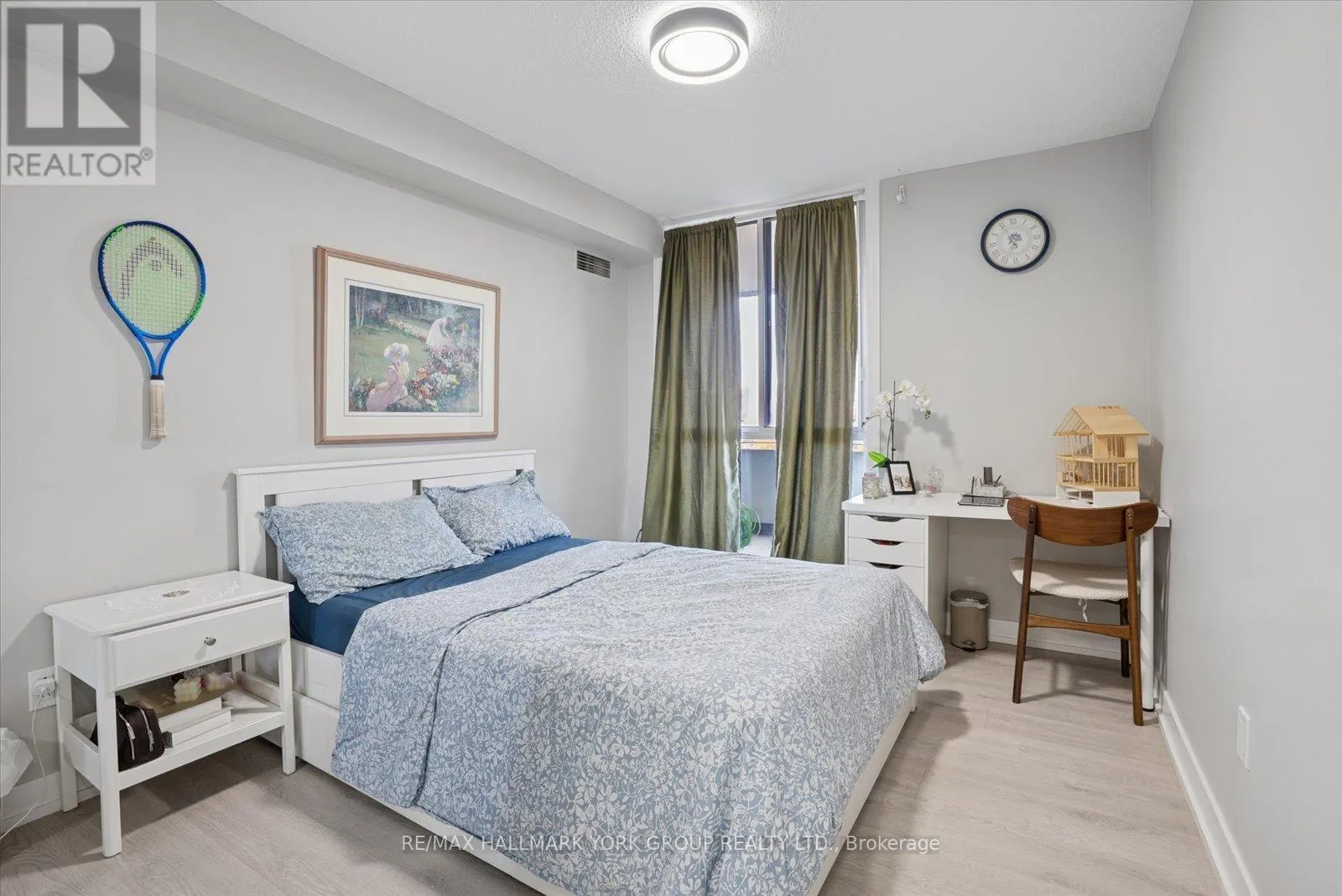 1006 - 1300 MISSISSAUGA VALLEY BOULEVARD