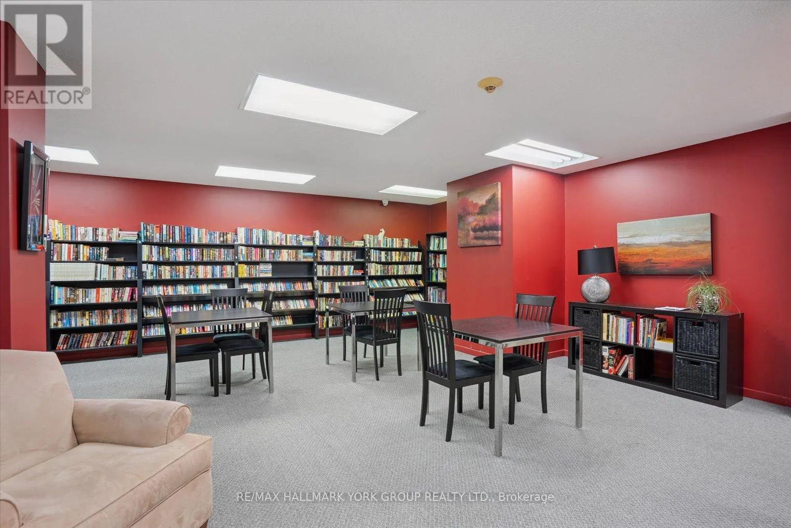 1006 - 1300 MISSISSAUGA VALLEY BOULEVARD