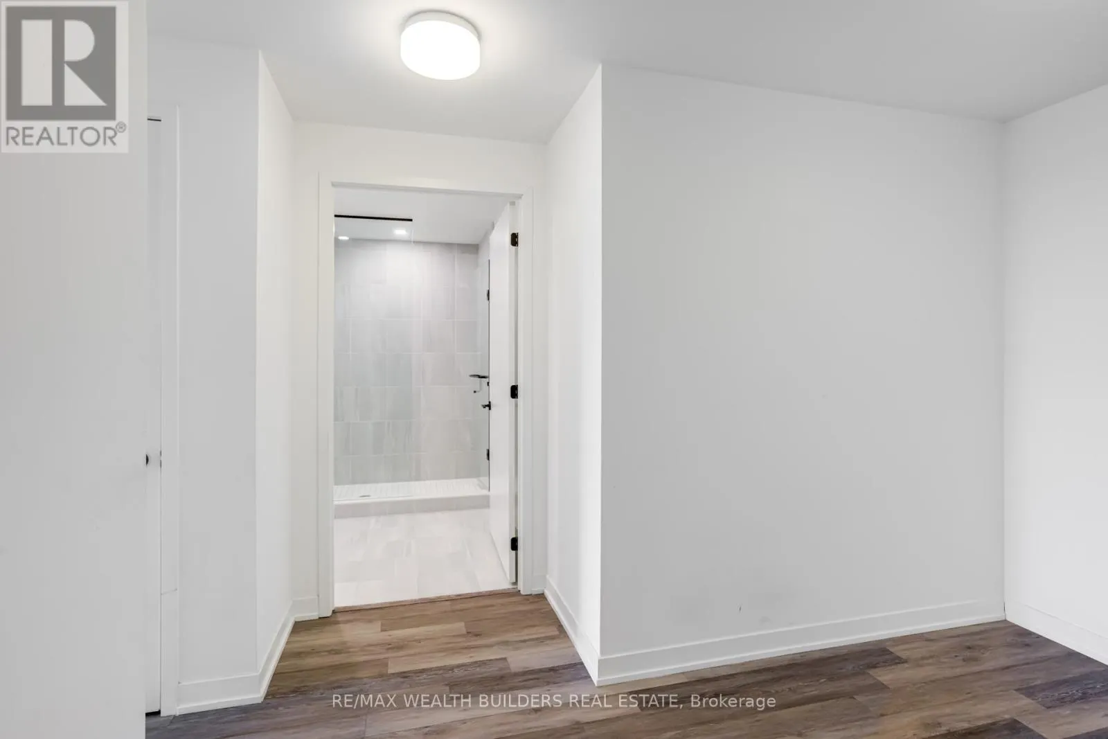 511 - 2118 BLOOR STREET W