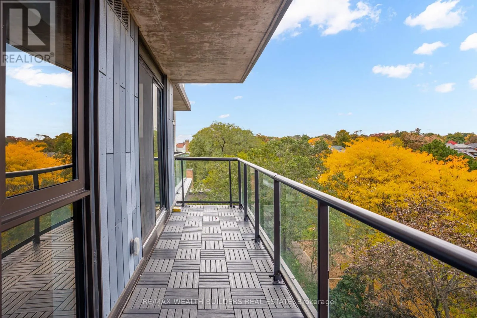 511 - 2118 BLOOR STREET W