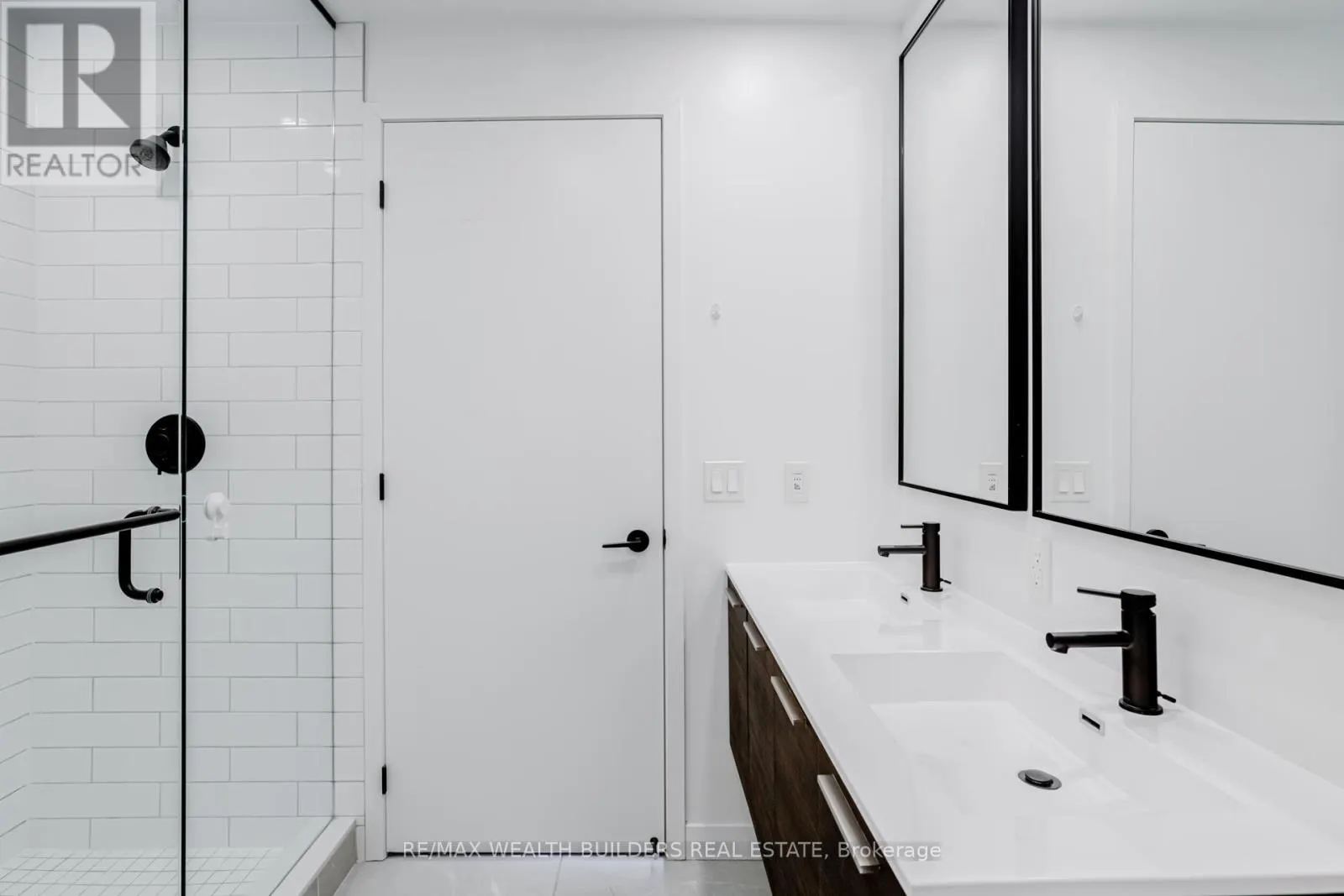 511 - 2118 BLOOR STREET W