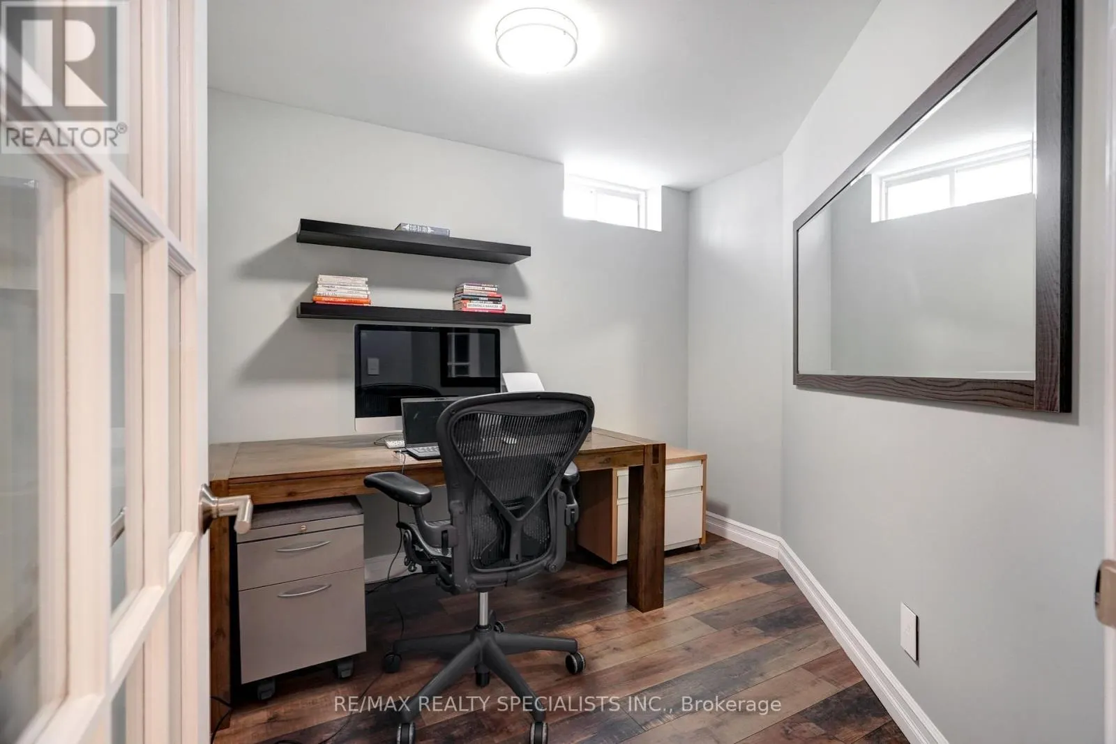 104 EARLSBRIDGE BOULEVARD