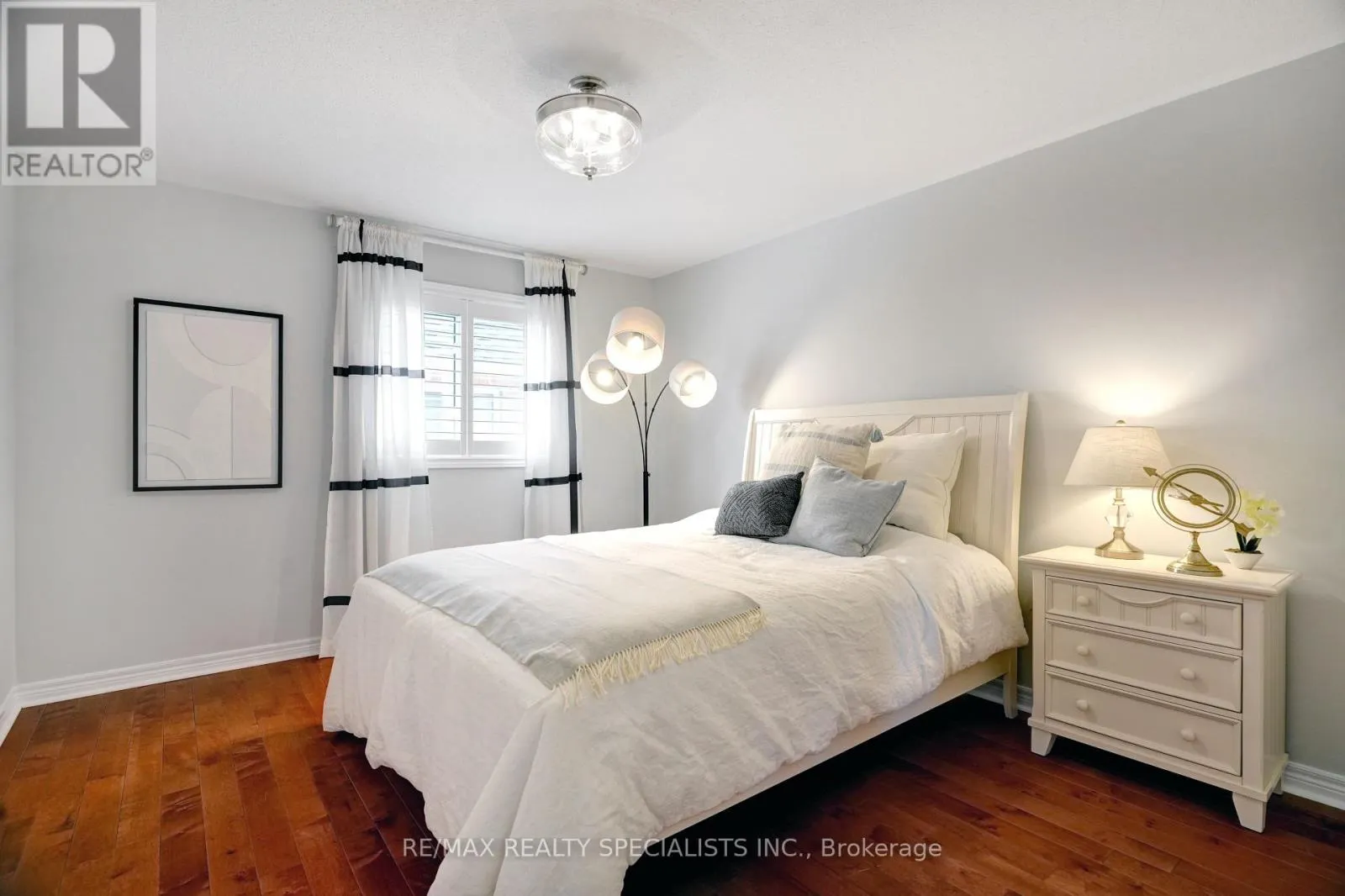 104 EARLSBRIDGE BOULEVARD