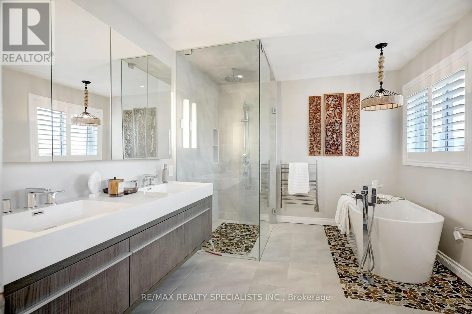 104 EARLSBRIDGE BOULEVARD