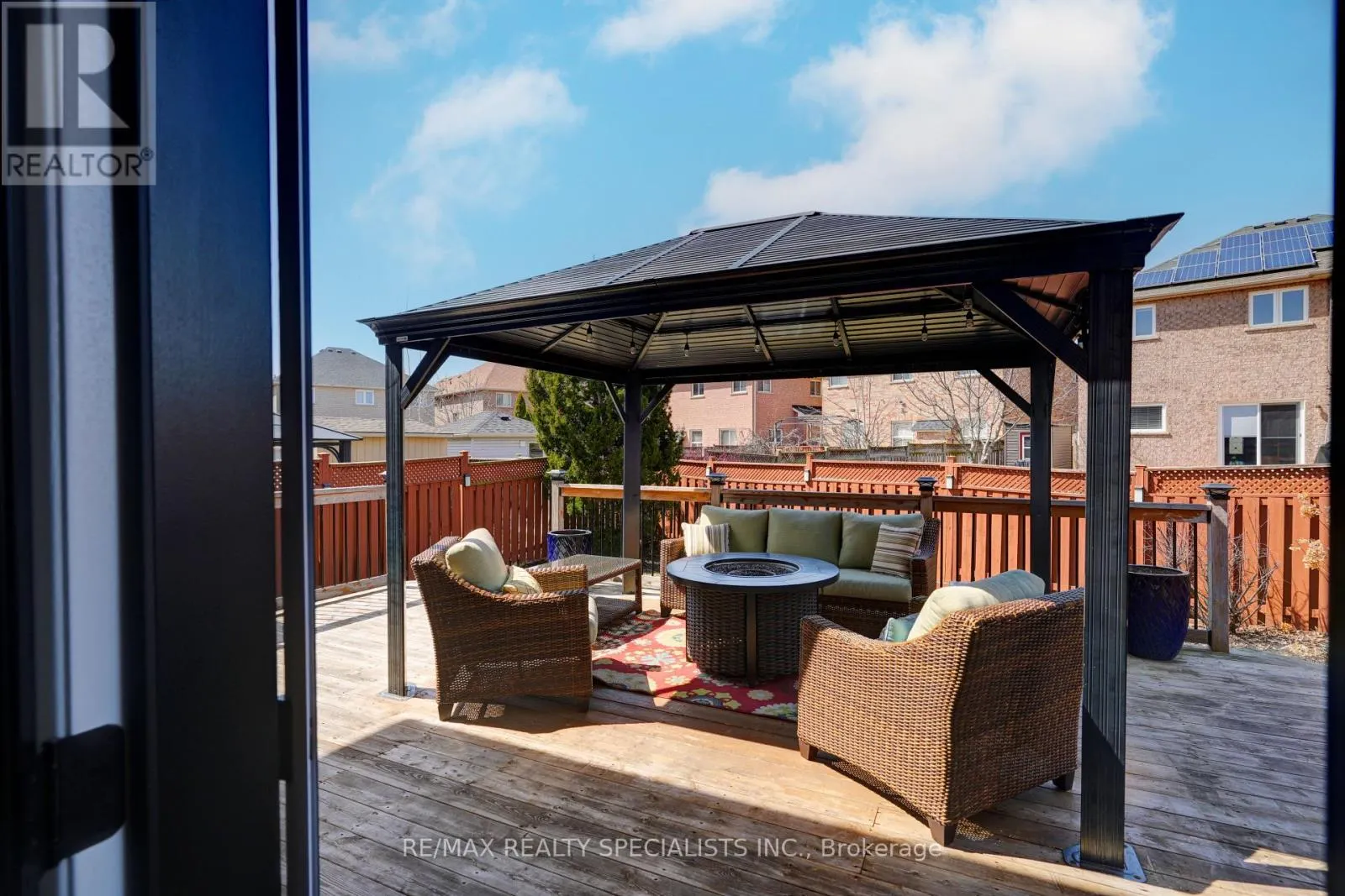 104 EARLSBRIDGE BOULEVARD