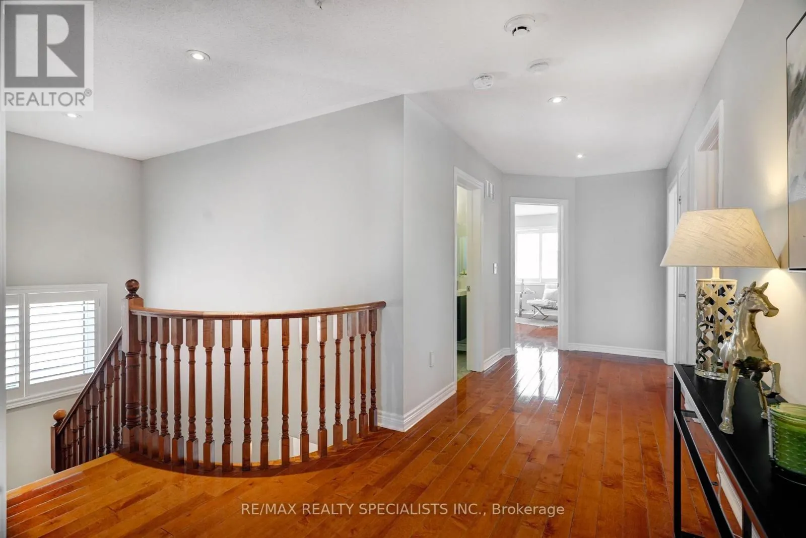 104 EARLSBRIDGE BOULEVARD