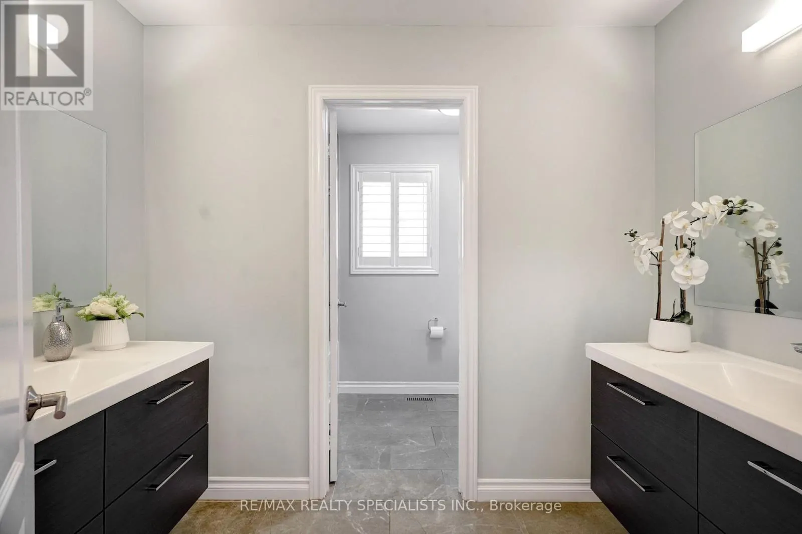 104 EARLSBRIDGE BOULEVARD