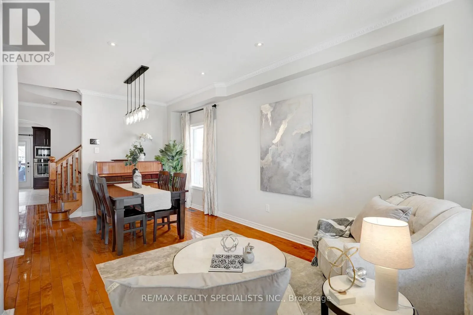 104 EARLSBRIDGE BOULEVARD