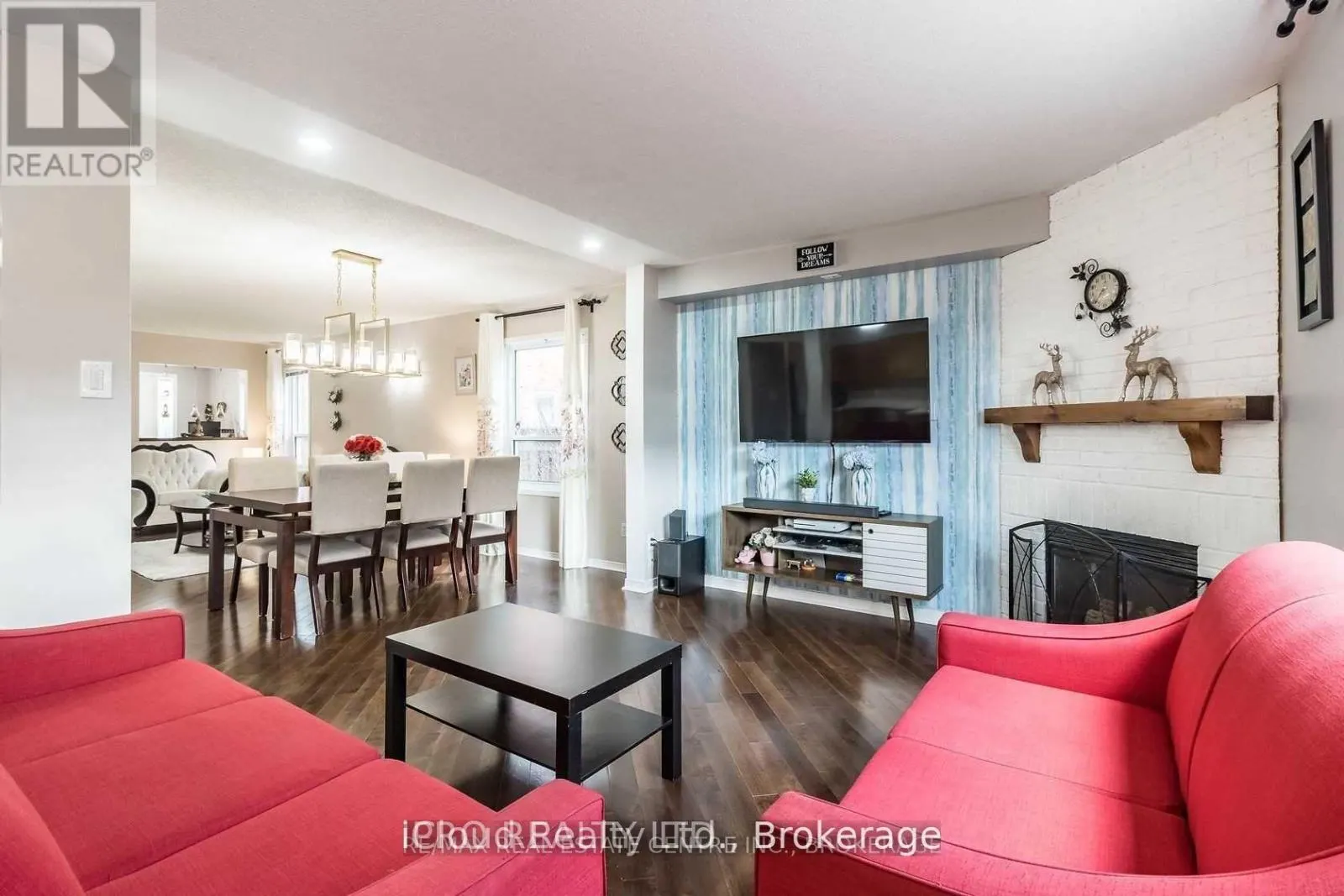 40 MUIRLAND CRESCENT