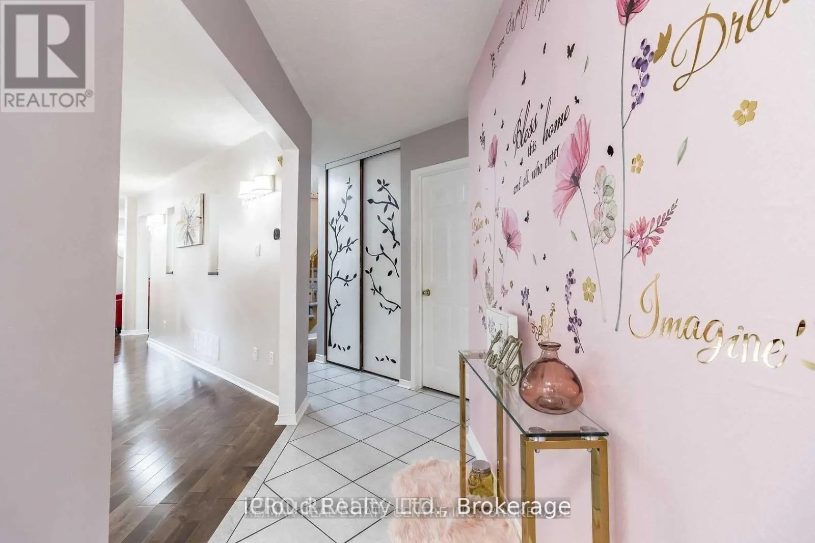 40 MUIRLAND CRESCENT