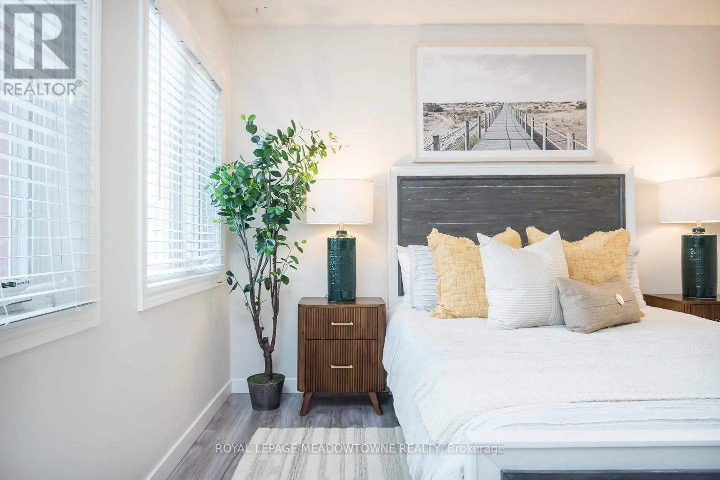 302 - 1701 LAMPMAN AVENUE