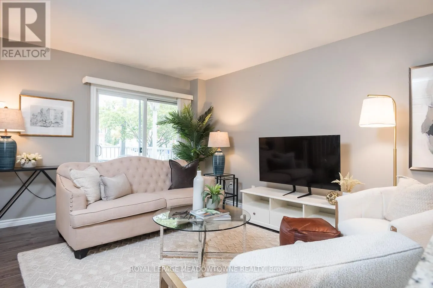 302 - 1701 LAMPMAN AVENUE