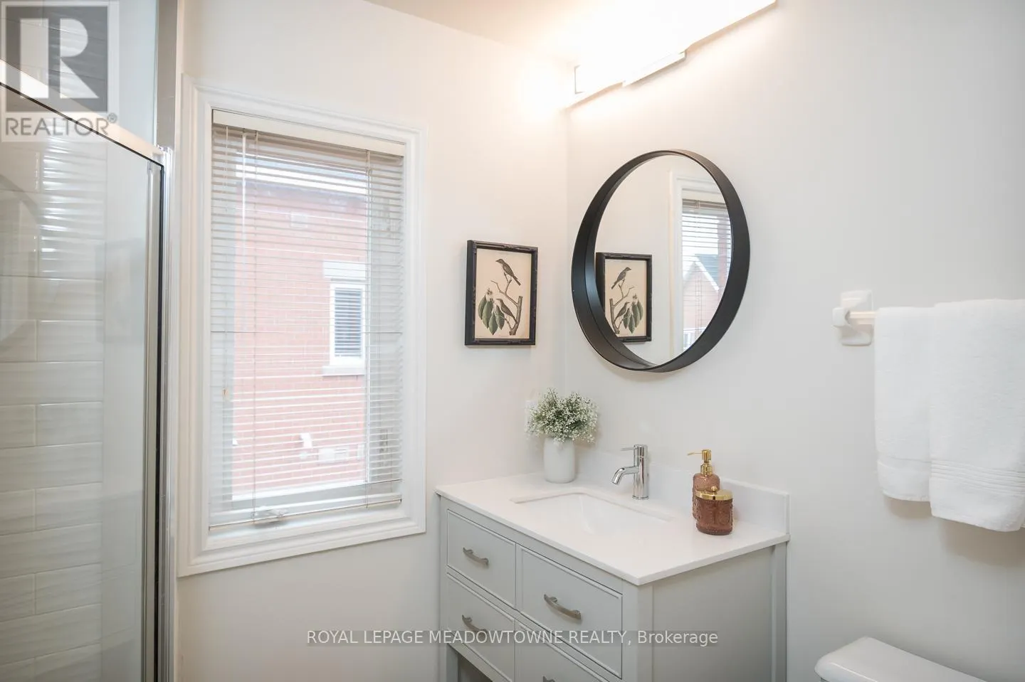 302 - 1701 LAMPMAN AVENUE